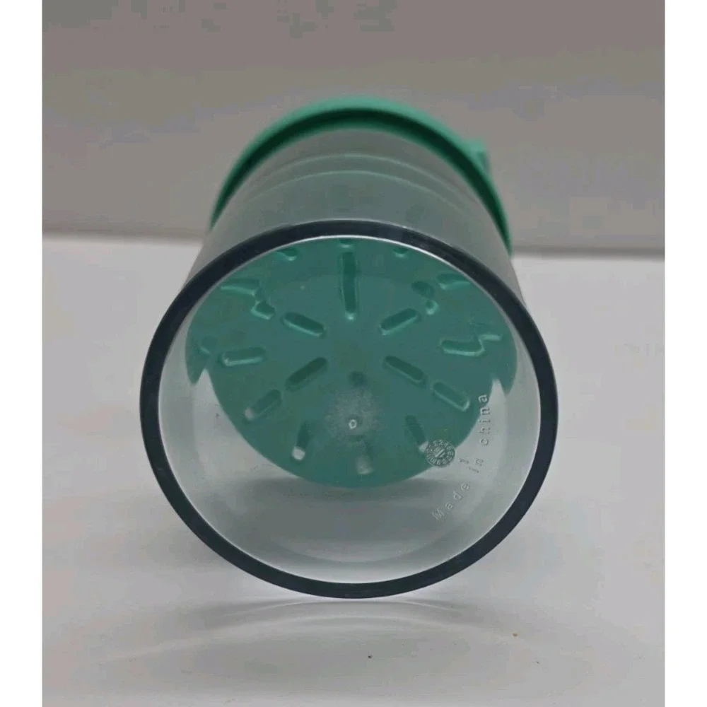 Pampered Chef Whipped Cream Maker Handheld With Lid Teal